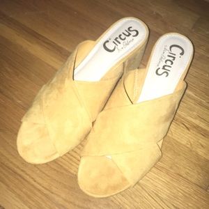 Circus Sam Edelman yellow sandals